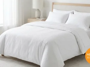 Hotel White Bedsheet