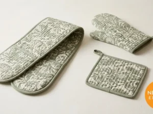 Quilted Oven Glove Set